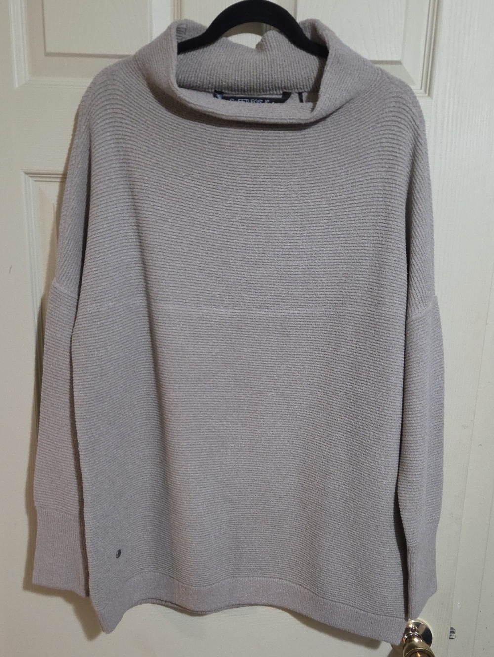Women's Relaxed Ottoman Style Sweater - Light Taupe